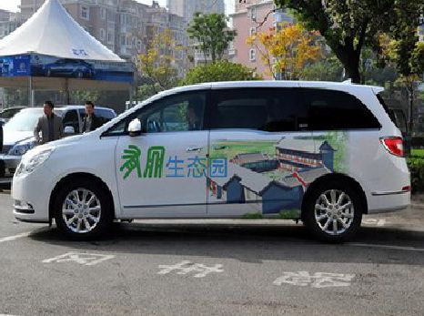 临海户外车贴喷绘如何保持效果?